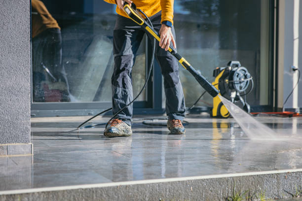 Best Graffiti Removal  in Fairmount, IN
